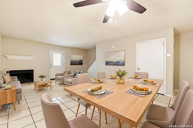 2 bed, 2.5 bath, 1300 sqft, $995 — Photo 4
