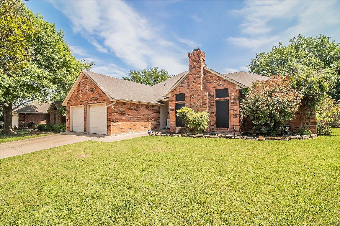 128 Sandlewood Ln, Burleson, TX 76028 Zillow