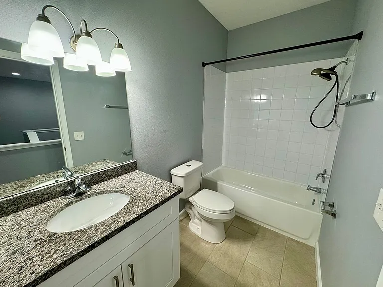 930 Lakefront Village Dr — Photo 13