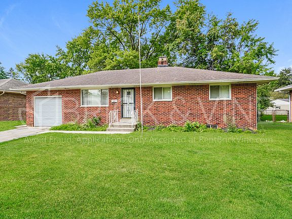 4th image of 3819 Shamrock Dr