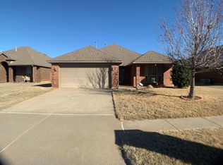 11005 SW 38th Cir, Mustang, OK 73064