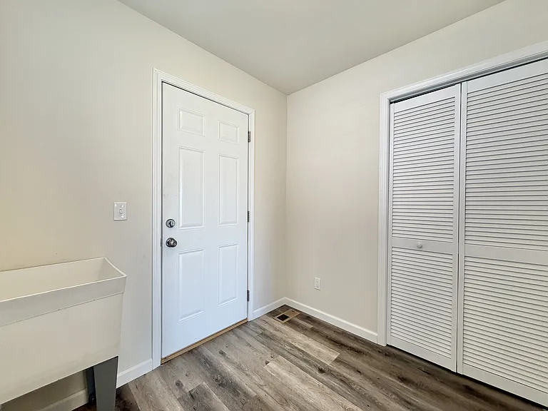 118 Cedar Ave — Photo 6
