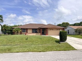 325 SE Wallace Ter, Port Saint Lucie, FL 34983