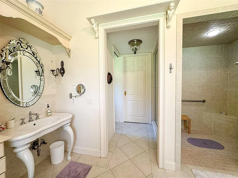 6425 NW 202nd Pl — Photo 41