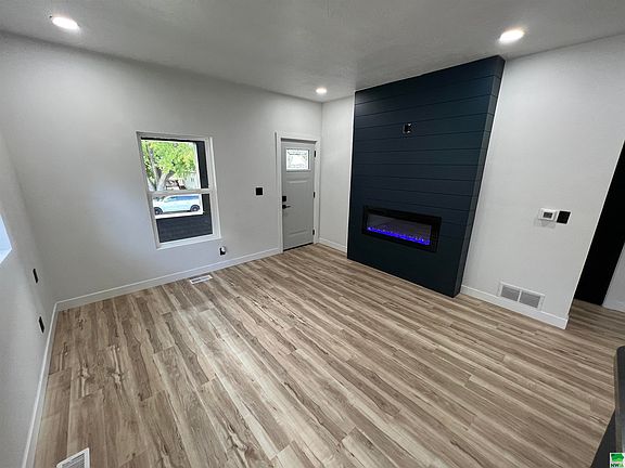 4th image of 3419 Transit Ave