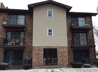 14457 Lamon Ave #102, Midlothian, IL 60445