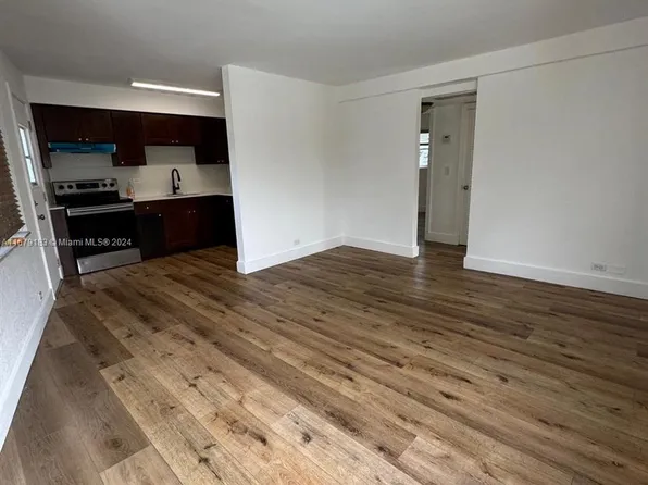 1610 NW North River Dr APT 212, Miami, FL 33125