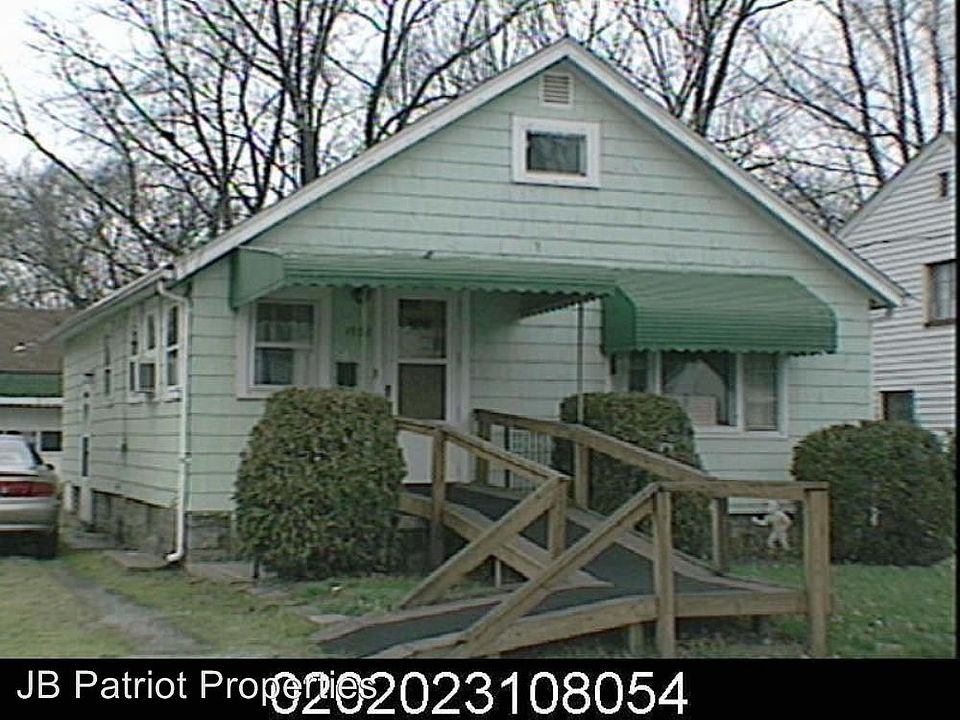 1st image of 1932 Nichols St