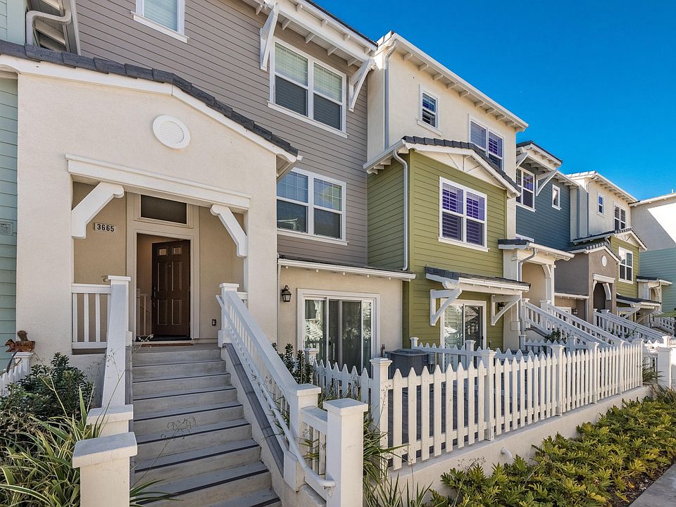 3665 Islander Walk-3