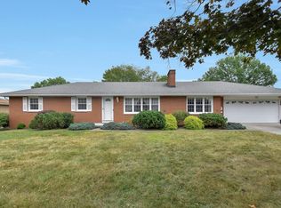 1031 Devonwood Rd, Mansfield, OH 44907