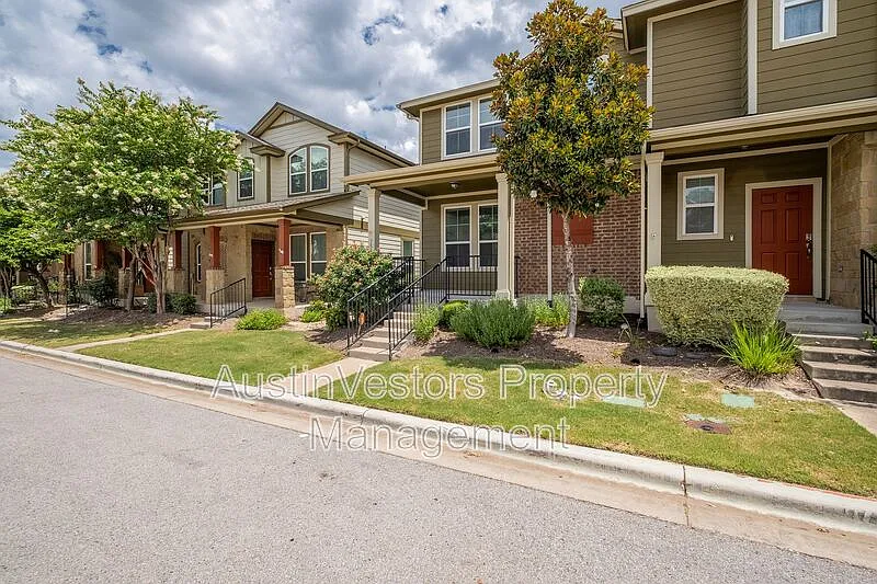 Cedar Park Town Center — Photo 2