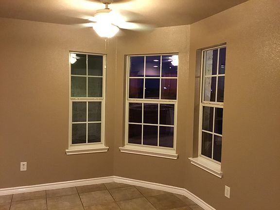 Breakfast Room in Kitchen