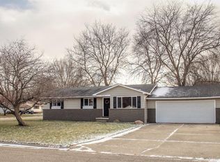 5195 Hansen Dr, Swartz Creek, MI