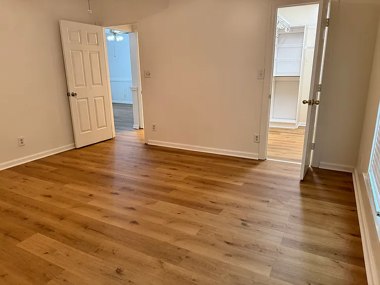 5121 W Wendover Ave — Photo 12