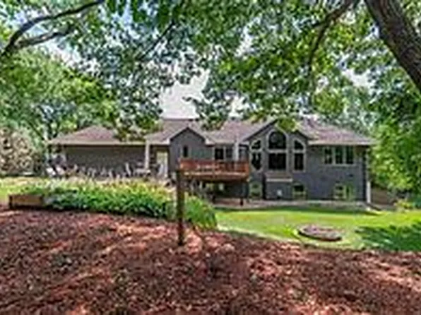 13652 Isanti St NE, Ham Lake, MN 55304