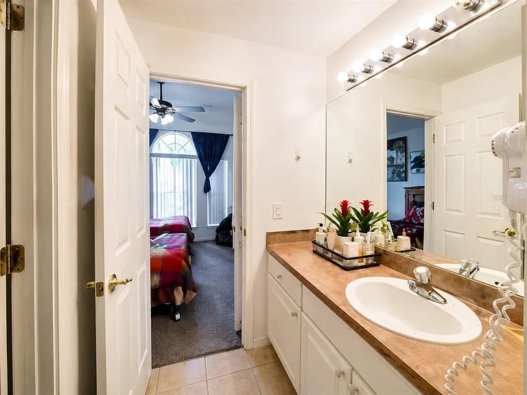 4742 Cumbrian Lakes Dr — Photo 14