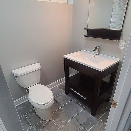 4th image of 8540 W 91st St