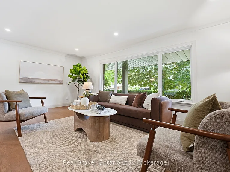571 Leonard Ct — Photo 8