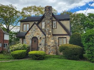 60 Stratford Rd, Scarsdale, NY 10583