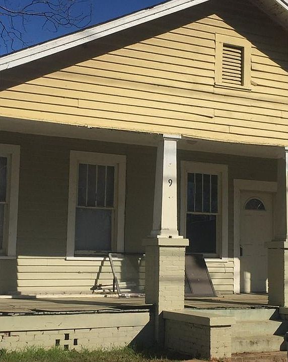2nd image of 9 Broadway St