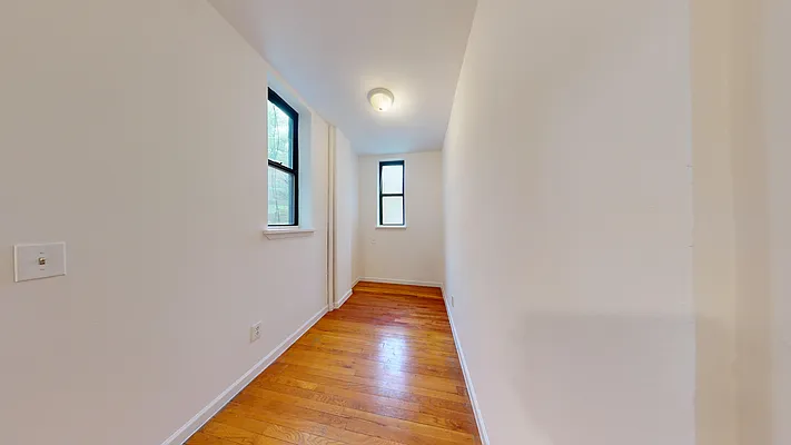 Rented by Bond New York | media 3