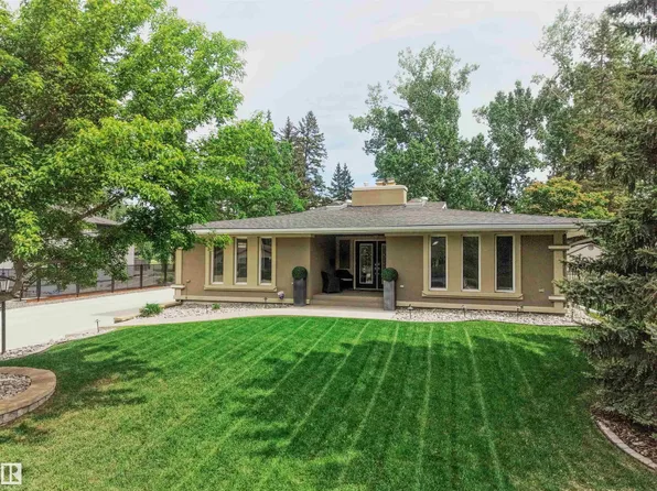 111 Fairway Dr NW, Edmonton, AB T6J 2C2