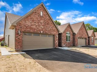 6 Shenandoah Cir, Sylvania, OH 43560