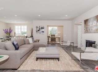 313 S Reeves Dr APT 203, Beverly Hills, CA 90212