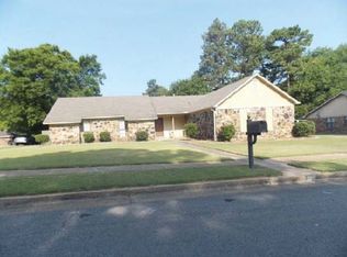 1916 Bob White Dr, Tupelo, MS 38801