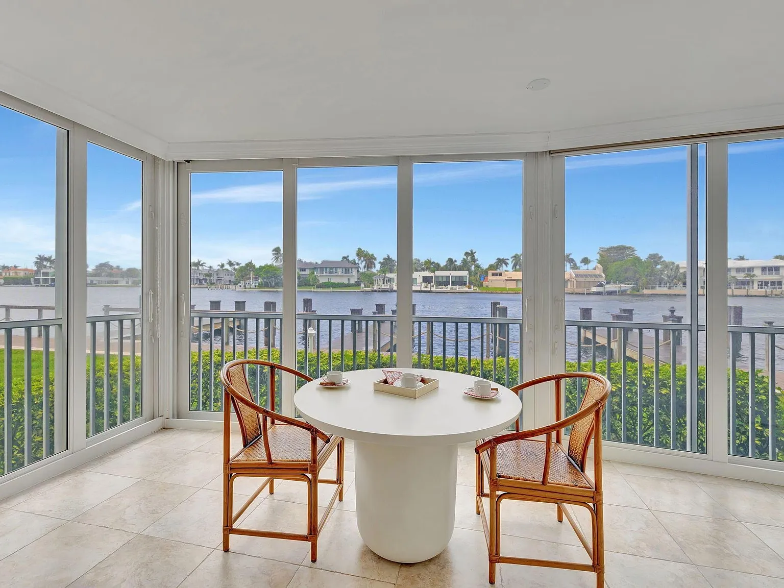2 bed, 1239 sqft, $3,800 — Photo 3