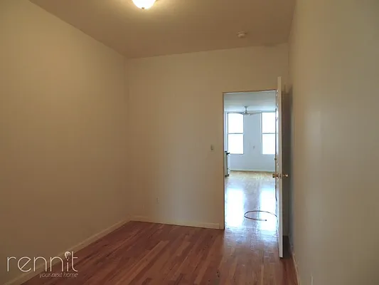 Rented by Rennit Inc. | media 33