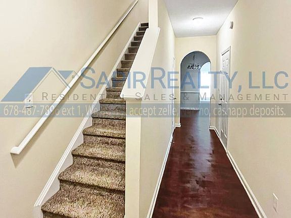 3rd image of 4913 Sierra Way