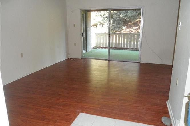 1st image of 286 Oak Leaf Dr #155