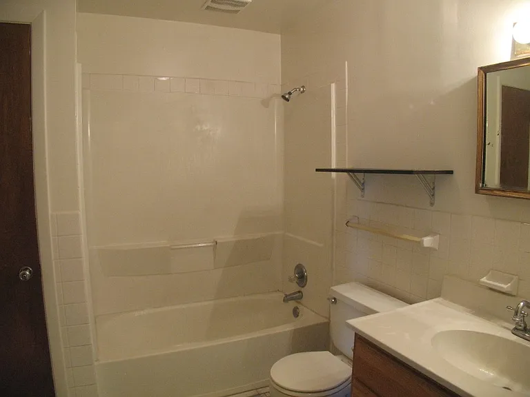 1116 W Moss Ave #A2 — Photo 12