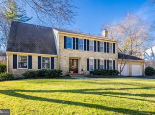 7905 Foxhound Rd, Mc Lean, VA 22102