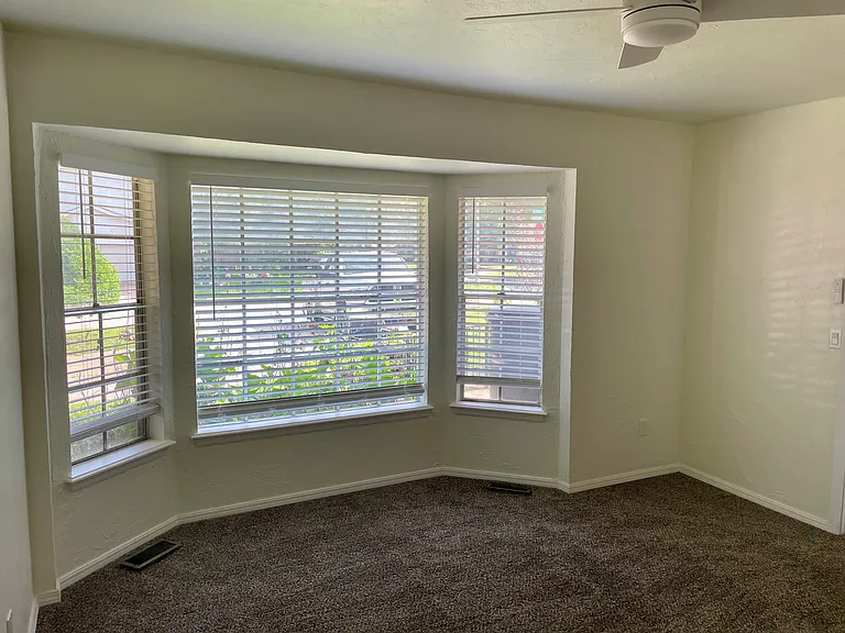 1802 Logan Dr — Photo 7