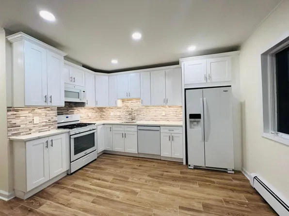 273 Davis Ave Floor 1, Kearny, NJ 07032