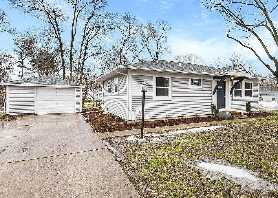 Large corner lot