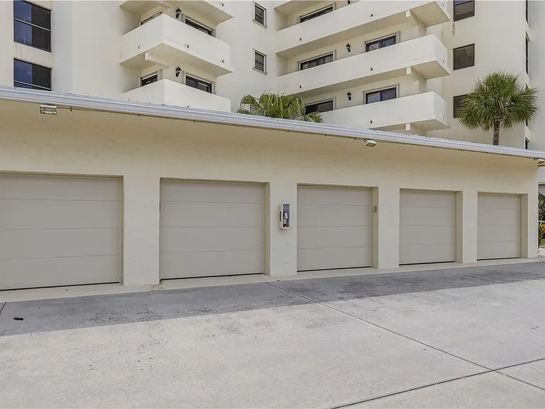 2636 Ocean Dr #506 — Photo 24