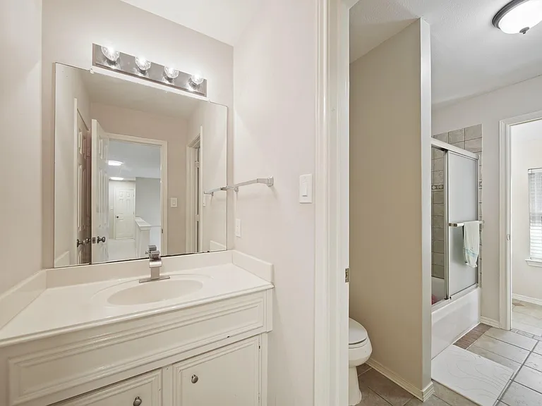 16322 Drystone Ln — Photo 24