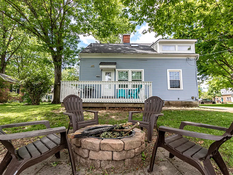 103 Oberlin Ct — Photo 8