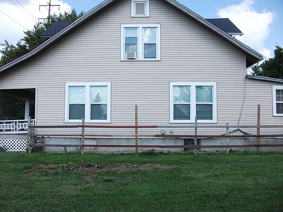 4th image of 2209 Columbus Ave