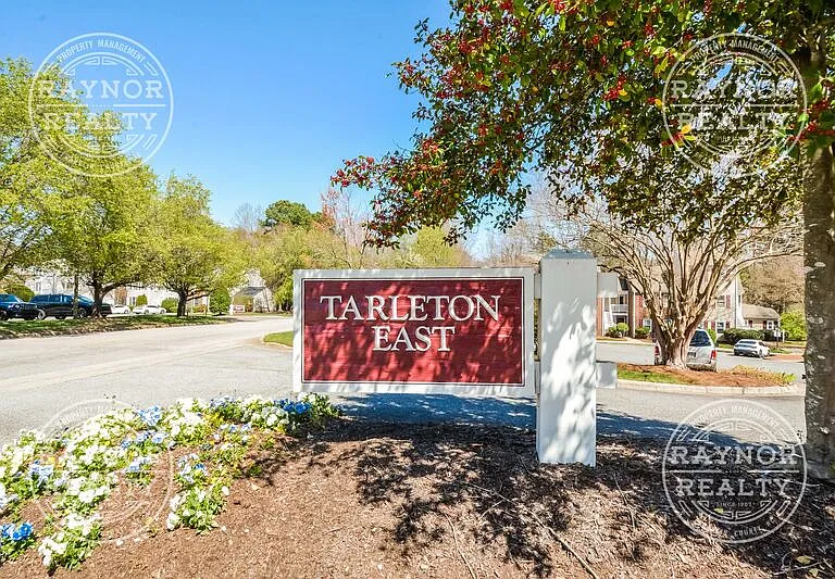 3305 Tarleton E — Photo 3