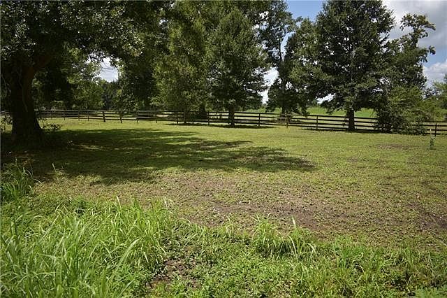 2nd image of Twin Oaks Dr Lot 1