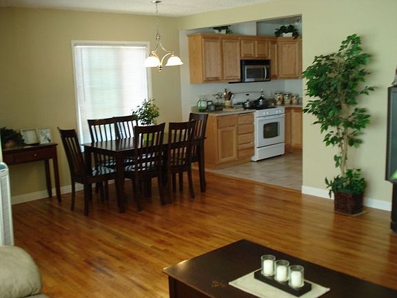 4th image of 5902 Eastbrook Ave