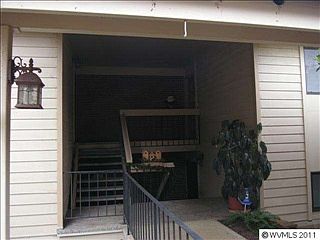 2nd image of 2459 Crestview Dr S
