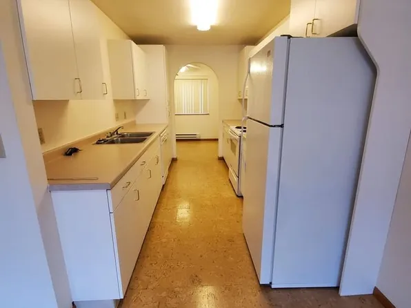 306 Campbell Ct #306, La Crosse, WI 54603