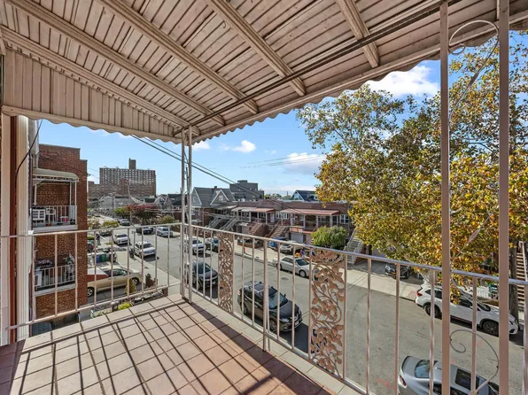 155 Bay 44th Street image 4 of 20