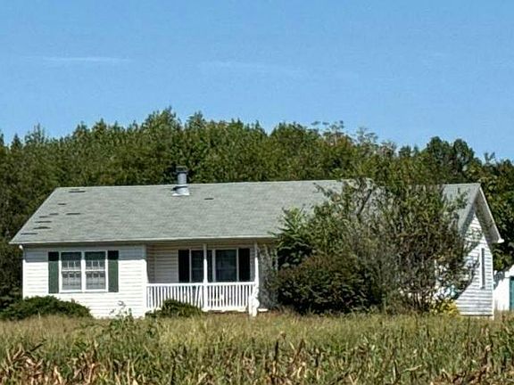 2nd image of 1004 Laurel Springs Rd