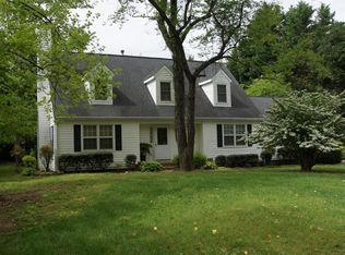 2605 Pinebrook Dr, Gainesville, GA 30506